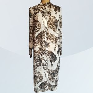 🏷H&M Conscious Sheer Cat Button Down Dress Shirt